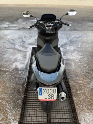 Honda PCX 125 gris
