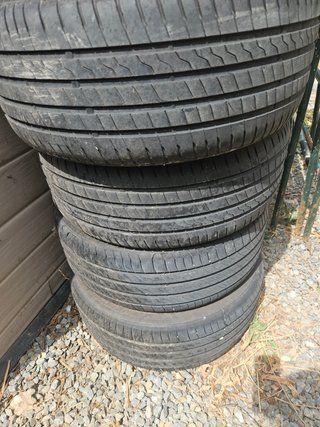 Neumáticos 225/45