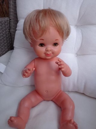 Muñeca antigua de colección.