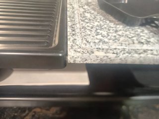 Parrilla Eléctrica con Piedra