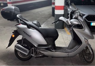 Kymco Super Dink 125 Plata