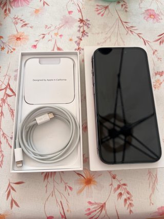 iPhone 14 Pro Morado