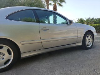 Mercedes-Benz  CLK 2001