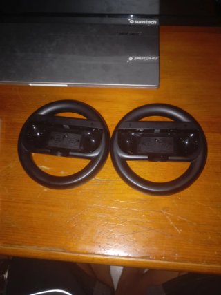 Mario Kart 8 Deluxe Nintendo Switch + Volantes