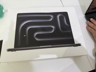 MacBook Pro 14 M5