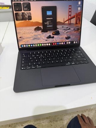 MacBook Pro 14 M5