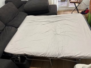 Sofá chaise longue gris oscuro