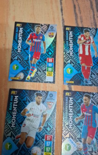 Lote 4 cromos adrenalyn Momentum Liga 21-22