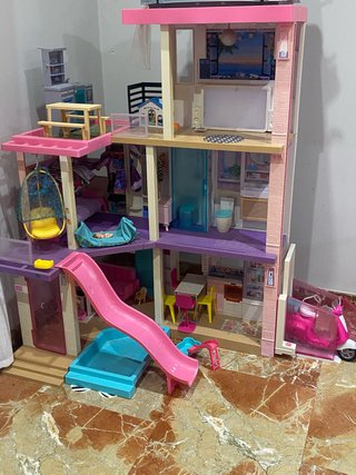 Casa Barbie Dreamhouse con accesorios
