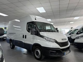 Iveco Daily 2.3 TD 35C 16 V 3520L/H2 12 M3