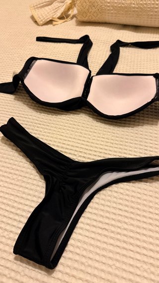 Bikini Shein Negro