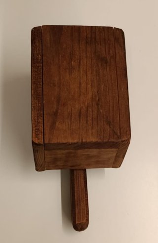Cascanueces vintage palanca madera