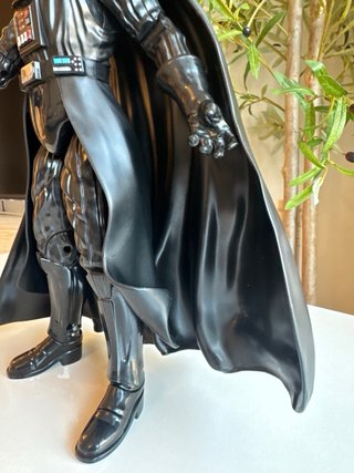 Figura Darth Vader Articulada con Voz, Disney