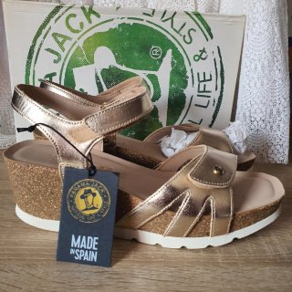 Sandalias Panama Jack doradas
