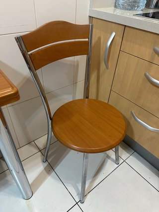 Mesa cocina abatible + 2 sillas