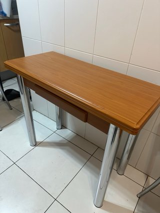 Mesa cocina abatible + 2 sillas