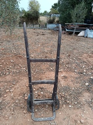 Carretilla de mano madera