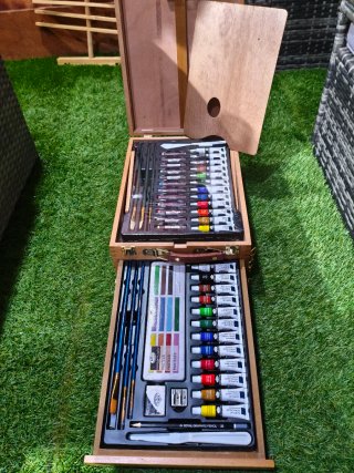 Caja de pinturas Royal Langnickel
