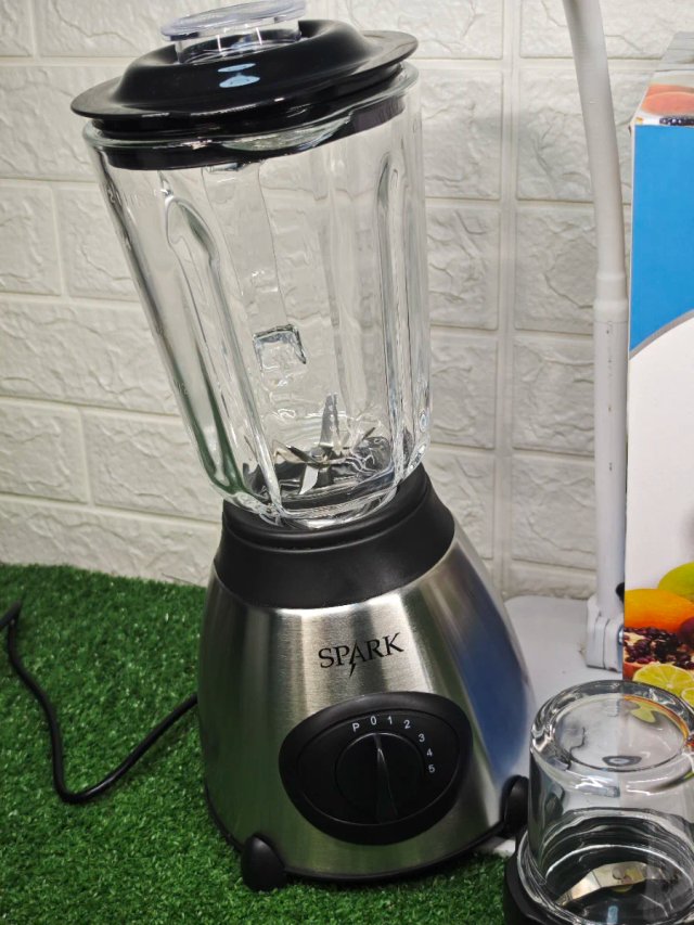 Licuadora Spark 2 en 1 800W + Molinillo