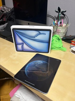 iPad Air M2 11 Plata + Protector