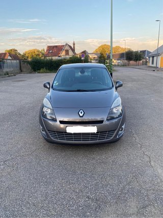 Renault Grand Scenic 2011