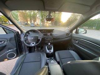 Renault Grand Scenic 2011