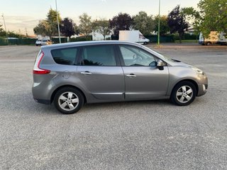 Renault Grand Scenic 2011