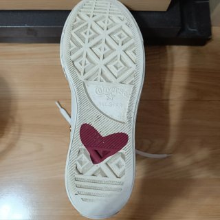 Converse blancas altas casi sin usar
