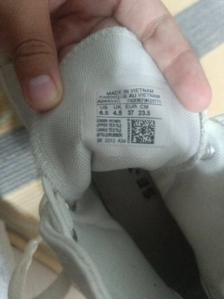 Converse blancas altas casi sin usar