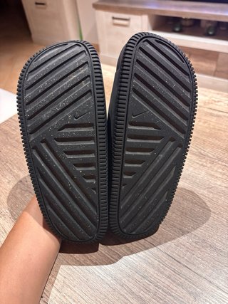 Chanclas Nike niño negras
