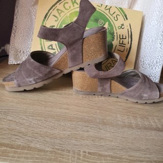 Sandalias Panama Jack Marrón Cuña