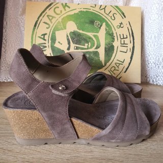 Sandalias Panama Jack Marrón Cuña
