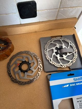 Freno Disco Shimano MT200 Bicicleta