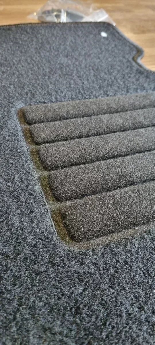 Kit alfombrillas velour  BMW e30 e36 e46 e39 e60 M