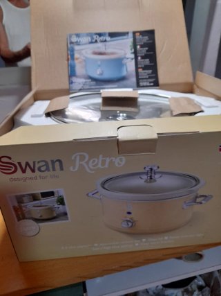 Olla Eléctrica Swan Retro Nueva