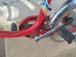Bicicleta BH infantil roja