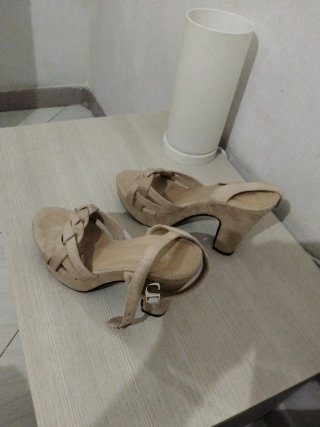 Tacchi donna beige
