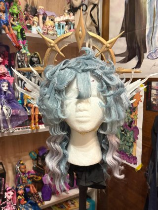 Cosplay HSR Sunday y peluca