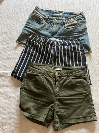 Lote 3 shorts ONLY , Stradivarius etc..... 2€ los