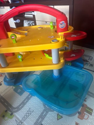 Garaje infantil Vroom Planet