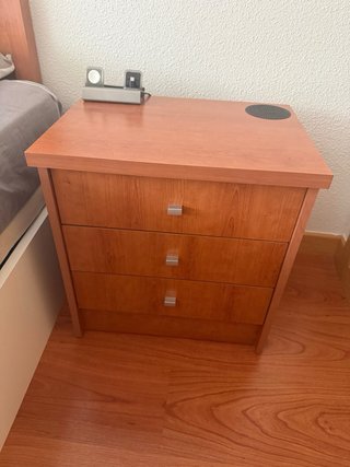 Conjunto dormitorio: canapé,colchón,cabecero,mesas