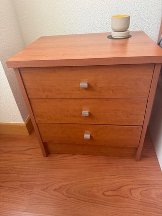 Conjunto dormitorio: canapé,colchón,cabecero,mesas