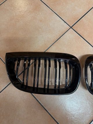 Rejillas BMW SERIE 1 E87 Pre-Facelift Negro Brillo