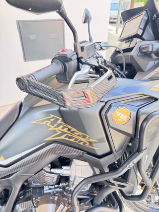 Honda Africa Twin 1100 dct 2022 - 16500 km