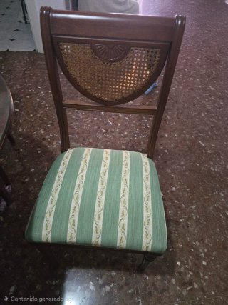 Aparador, mesa comedor extensible y 4 sillas