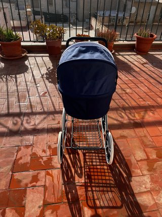 Carrito de muñecas Elegance + trona/mecedora