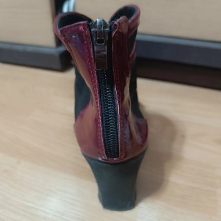 Botines burdeos tacón bajo