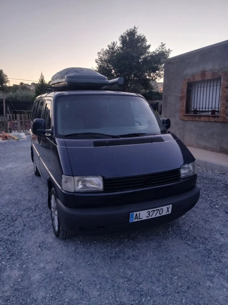 Volkswagen Caravelle 1995 - foto 1