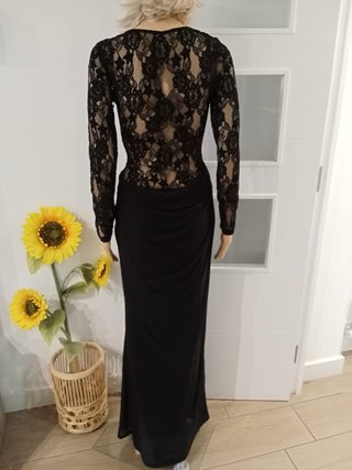 Vestido largo negro con encaje