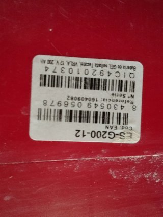 Placas solares, inversor y baterias